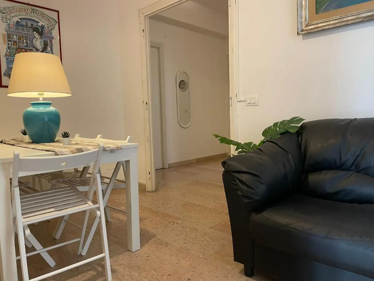 Group Apartment Roma