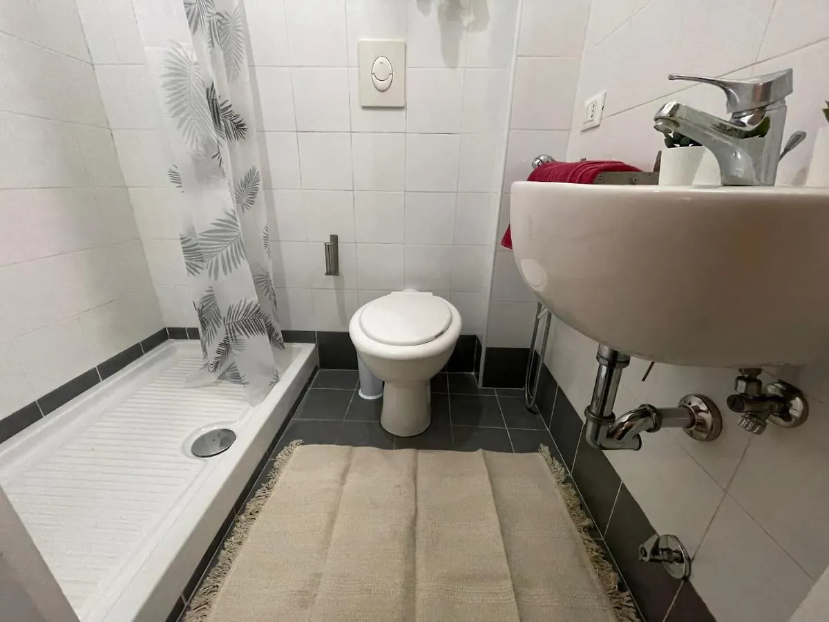 Group Apartment Roma 0*,